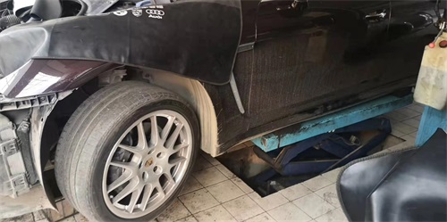 汽車(chē)后視鏡上小圓鏡要不要裝？